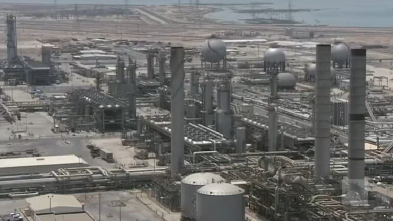 Πόλεμος στο Ιράν: Όλες οι ενεργειακές εγκαταστάσεις του Κόλπου που χτυπήθηκαν