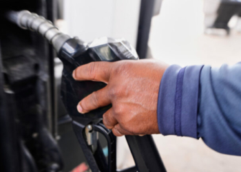 Politico: Η Ευρώπη δεν γνωρίζει πόσα καύσιμα διαθέτει