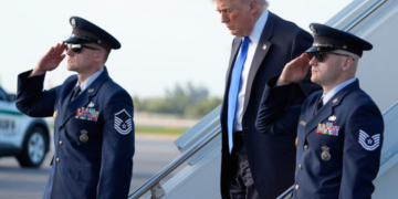 Πώς μπορεί να τερματιστεί ο πόλεμος στο Ιράν: Τι είναι ο νόμος του Βιετνάμ και τι προβλέπει για 60+30 ημέρες