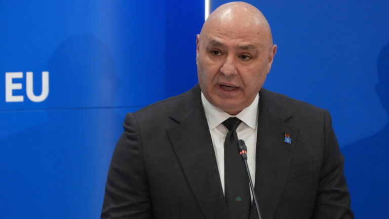 Πρόεδρος Λιβάνου κατά της Χεζμπολάχ: «Προδοσία» είναι να σέρνεται η χώρα σε πόλεμο