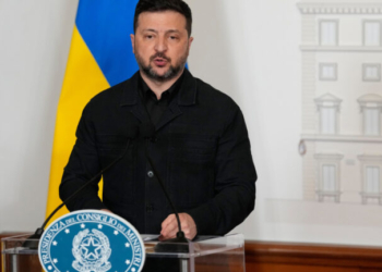 Προειδοποίηση Ζελένσκι: Αυξημένη ρωσική δραστηριότητα και θέσεις πυροβολικού στη Λευκορωσία