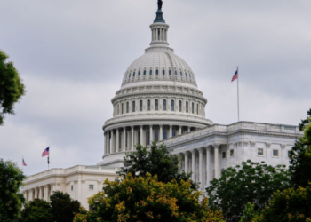 Προϋπολογισμός Τραμπ: Πρόταση για περικοπές 10% στις κοινωνικές δαπάνες 