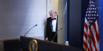 Πυρά Τραμπ κατά του CBS με αφορμή του μανιφέστο του δράστη της επίθεσης στο δείπνο στην Ουάσινγκτον: «Δεν είμαι βιαστής»