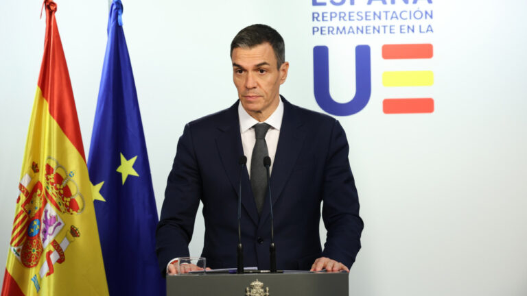 Σάντσεθ: «Ηθικό πρότυπο» για την ΕΕ η Ισπανία