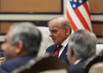 Σαρίφ σε Πεζεσκιάν: Εργαζόμαστε ακατάπαυστα για τη βιώσιμη ειρήνη στην περιοχή