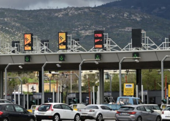 Σε εξέλιξη η έξοδος των εκδρομέων του Πάσχα - Αυξημένη η κίνηση στις εξόδους της Αττικής