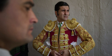 Σοβαρός τραυματισμός ταυρομάχου στη Σεβίλλη - Δείτε βίντεο