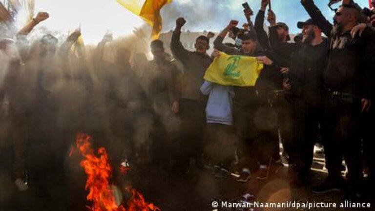 Στην Ουάσινγκτον συζητούν, στον Λίβανο πολεμούν