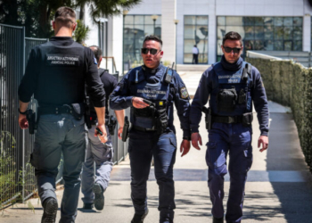 Συνελήφθη στην Πάτρα ο 89χρονος πιστολέρο- Εντοπίστηκε με ένα γεμάτο 38αρι περίστροφο