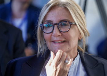 Σύντομη νοσηλεία σε θεραπευτήριο της Λάρισας είχε η Μαρέβα Μητσοτάκη