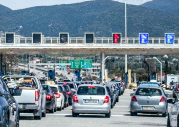 Θεσσαλονίκη: Επιστρέφουν οι εκδρομείς του Πάσχα με μικρές ταχύτητες και αυξημένη κίνηση