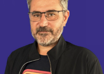 Τη Μ. Τετάρτη η κηδεία του Βασίλη Ρίζου, γιου της Θεανώς Φωτίου - Η ανακοίνωση της οικογένειας