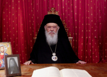 «Το κακό δεν έχει τον τελευταίο λόγο»: Το αναστάσιμο μήνυμα του Ιερωνύμου