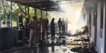 Τουλάχιστον 25 νεκροί από έκρηξη σε εργοστάσιο πυροτεχνημάτων στην Ινδία