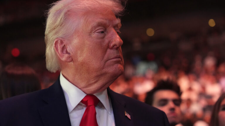 Τραμπ: Δεν θα μας πάρει πολύ να καθαρίσουμε το Ορμούζ – Μπορούμε να ισοπεδώσουμε το Ιράν σε μια ημέρα