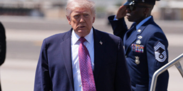 Τραμπ για Ιράν: Θα καταλήξουμε σε μια σπουδαία συμφωνία, αλλιώς θα βομβαρδίσουμε