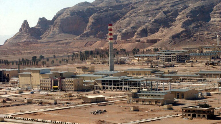 Τραμπ: Η Διαστημική Δύναμη των ΗΠΑ παρακολουθεί τις ιρανικές πυρηνικές εγκαταστάσεις