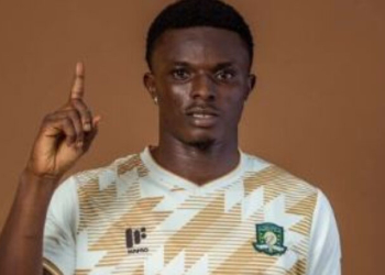 Τραγωδία στην Γκάνα: Νεκρός ποδοσφαιριστής μετά από ένοπλη επίθεση στο πούλμαν της ομάδας του