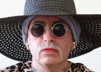 Τσεχία: Συνελήφθη Γερμανίδα νεοναζί που είχε αλλάξει φύλο για να αποφύγει τη φυλάκιση