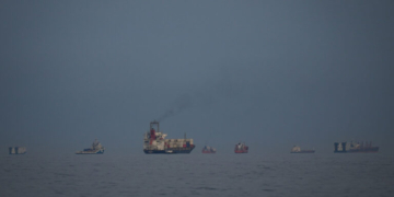 Βρετανία: Το Βασιλικό Ναυτικό ετοιμάζεται για επιχειρήσεις αποναρκοθέτησης στο Στενό του Ορμούζ