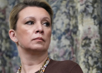 Ζαχάροβα στις χώρες της Βαλτικής: «Κινδυνεύετε αν επιτρέψετε ουκρανικά drones στον εναέριο χώρο σας»