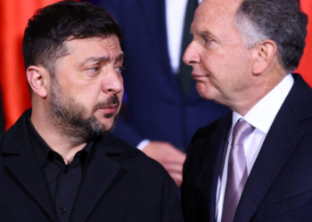Ζελένσκι: «Ένδειξη ασέβειας η μη επίσκεψη Αμερικανών απεσταλμένων στο Κίεβο»