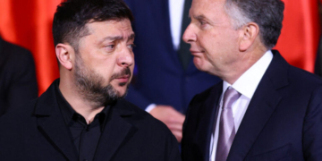 Ζελένσκι: «Ένδειξη ασέβειας η μη επίσκεψη Αμερικανών απεσταλμένων στο Κίεβο»