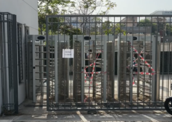Αυστηρά μέτρα ασφαλείας μετά την ένοπλη επίθεση στο Πρωτοδικείο - Δείτε βίντεο