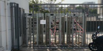 Αυστηρά μέτρα ασφαλείας μετά την ένοπλη επίθεση στο Πρωτοδικείο - Δείτε βίντεο