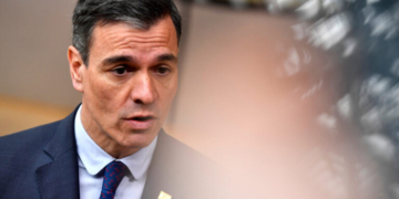 Αναγκαστική προσγείωση του αεροσκάφους του Πέδρο Σάντσεθ στην Άγκυρα