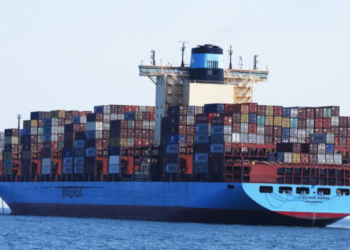 CEO Maersk στο CNN: Πρέπει να μετακυλίσουμε στους πελάτες το κόστος του πολέμου στο Ιράν
