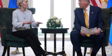 Επικοινωνία Τραμπ και Φον ντερ Λάιεν: Διορία έως τις 4 Ιουλίου για συμφωνία στους δασμούς
