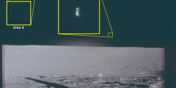 Φάκελος UFO: Άγνωστες φωτεινές σπίθες είδε στο διάστημα το πλήρωμα του Apollo 17 - Δείτε φωτογραφίες