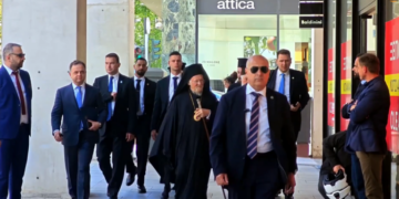 Γεύμα προς τιμήν του Οικουμενικού Πατριάρχη στην Αθηναϊκή Λέσχη - Παρίστανται εκπρόσωποι της κυβέρνησης και της αντιπολίτευσης