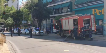 Γυναίκα παρασύρθηκε από φορτηγό στα Άνω Πατήσια