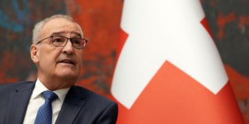 Η Ελβετία διευρύνει τις κυρώσεις κατά της Ρωσίας και Λευκορωσίας, ευθυγραμμιζόμενη με την ΕΕ