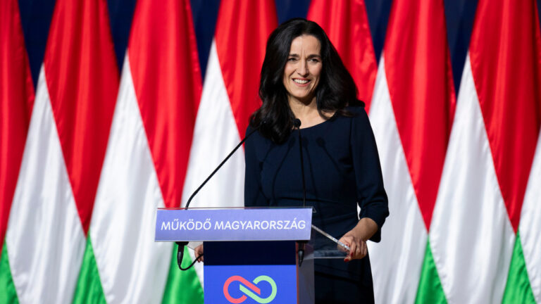 Η ΥΠΕΞ της Ουγγαρίας, Ανίτα Όρμπαν επικρίνει τη Ρωσία για επιθέσεις drone στην Υπερκαρπαθία