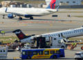 ΗΠΑ: Καθίζηση στην πίστα του αεροδρομίου LaGuardia της Νέας Υόρκης