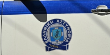 Κακοποίηση 3χρονης: Συνελήφθησαν για απόπειρα ανθρωποκτονίας οι γονείς – Έρευνες τον θάνατο δύο παιδιών της οικογένειας