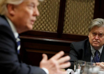 Καταγγελία Στιβ Μπάνον: Η CIA και η Μοσάντ «έφαγαν» την Τούλσι Γκάμπαρντ