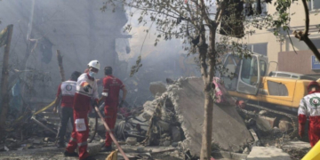 Κρίση στη Μέση Ανατολή: Επικοινωνία Μακρόν- Τραμπ και ηγετών του Κόλπου για λύση με διαπραγματεύσεις