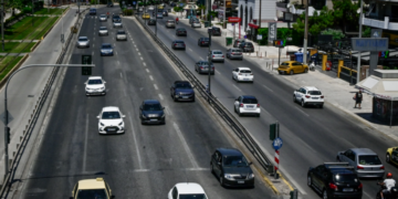 Κυκλοφοριακές ρυθμίσεις στη Λ. Ποσειδώνος λόγω του airshow για τα 95 χρόνια της Πολεμικής Αεροπορίας