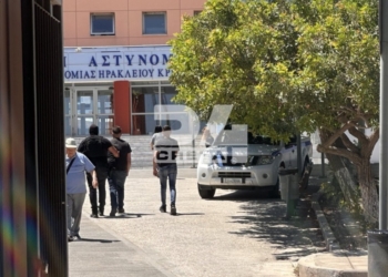 Μεγάλη επιχείρηση της ΕΛ.ΑΣ. στην Κρήτη: Δικογραφία για εγκληματική οργάνωση με ναρκωτικά, όπλα και παράνομες επιδοτήσεις – 16 οι συλλήψεις