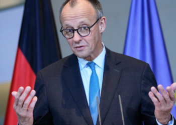 Μερτς: Η συμφωνία για τους δασμούς με τις ΗΠΑ δείχνει πως η ΕΕ «τηρεί τις δεσμεύσεις της»