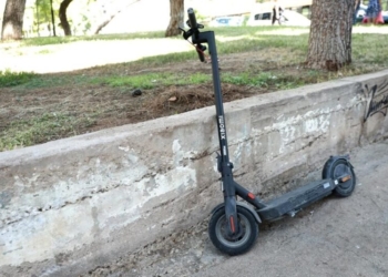 Νέο ατύχημα με ηλεκτρικό πατίνι στο Ηράκλειο – 28χρονη στο Βενιζέλειο με κρανιοεγκεφαλικές κακώσεις