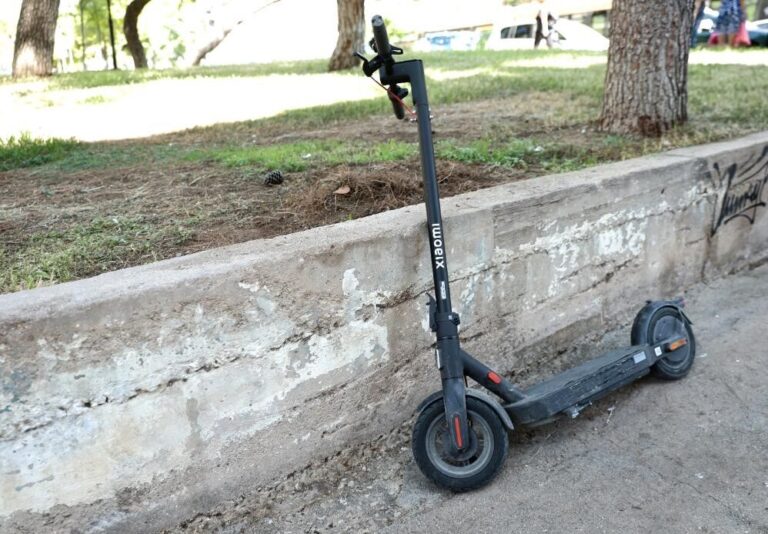 Νέο ατύχημα με ηλεκτρικό πατίνι στο Ηράκλειο – 28χρονη στο Βενιζέλειο με κρανιοεγκεφαλικές κακώσεις