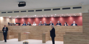 Νομική Σχολή του ΑΠΘ: Εγκαινιάστηκε χώρος για εικονικές δίκες και προσομοιώσεις συνεδριάσεων του Κοινοβουλίου