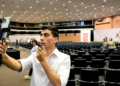 Ο Φειδίας κρατά την έδρα του στο Ευρωπαϊκό Κοινοβούλιο μετά την επιτυχία του στις κυπριακές εκλογές
