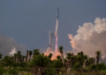 Ο πύραυλος Starship της SpaceX τυλίχθηκε στις φλόγες μετά την προσγείωσή του στον Ινδικό Ωκεανό - Δείτε βίντεο