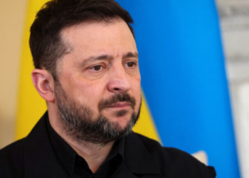 Ο Ζελένσκι υπόσχεται ενίσχυση της αντιαεροπορικής άμυνας σε Οδησσό και Ντνίπρο